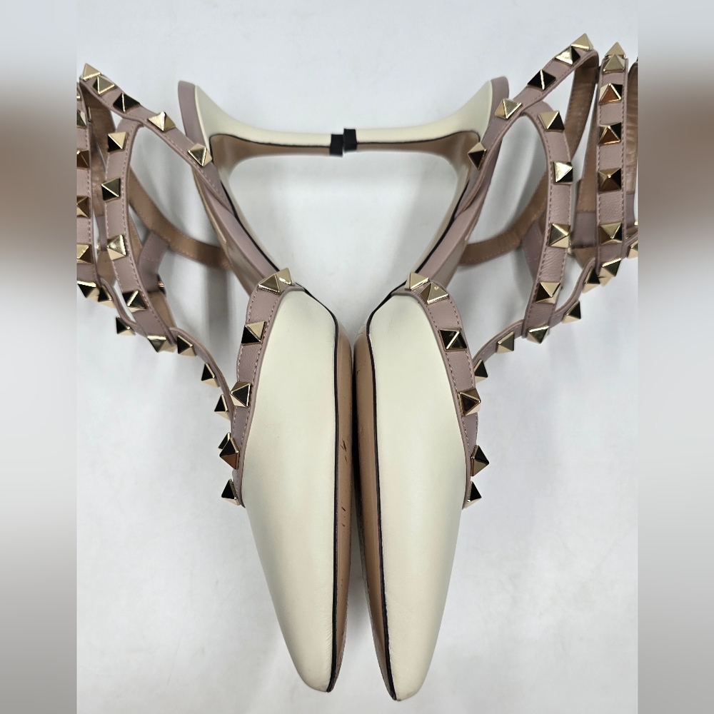 Valentino Rockstud Pumps - 38 - Picture 6 of 16